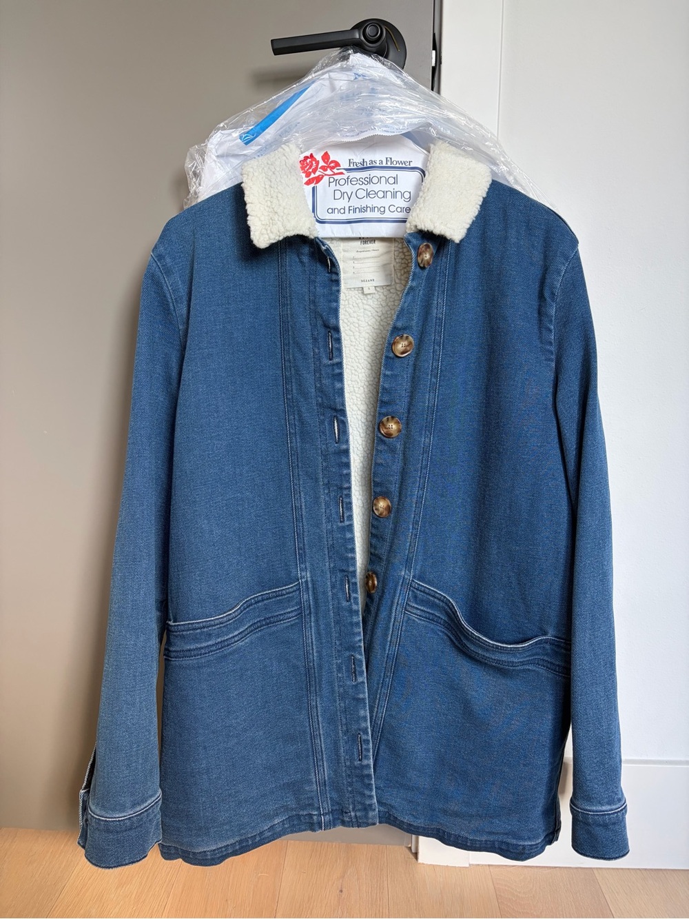 RARE Sezane Will Denim Jacket Indigo faux sheepskin/sherpa lining, size small - Picture 7 of 9